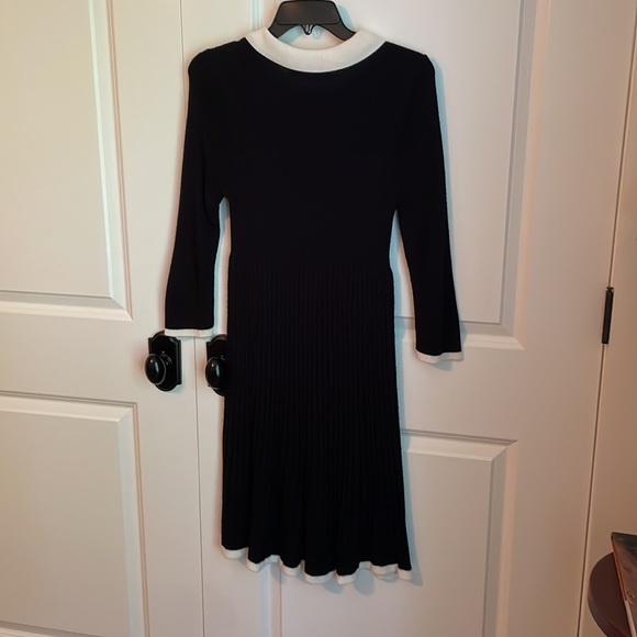 Lemmie for Nina Leonard sweater dress. Size medium. - Picture 2 of 3
